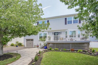 629 Monmouth Ave, Port Monmouth, NJ 07758