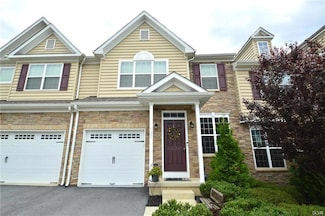 182 Red Clover Ln, Allentown, PA 18104