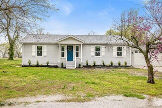 406 S Maple St, Carterville, MO 64835