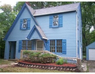 1208 S 7th St, Ann Arbor, MI 48103