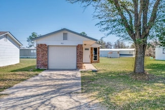 1912 Pelican Dr N, Azle, TX 76020