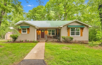 1527 White Bluff Rd, White Bluff, TN 37187