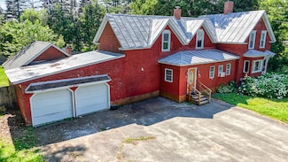 69 Mclellan St, Skowhegan, ME 04976