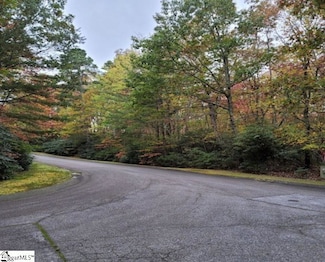 3 Larkspur Ln, Cleveland, SC 29635