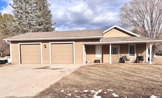 222 Dogwood Ave NW, Menahga, MN 56464