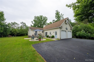 1363 Losson Rd, Depew, NY 14043