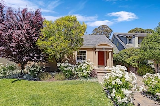 838 Walnut Ave, Burlingame, CA 94010
