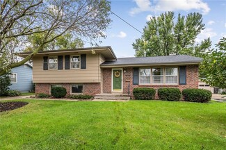 3912 Twana Dr, Des Moines, IA 50310