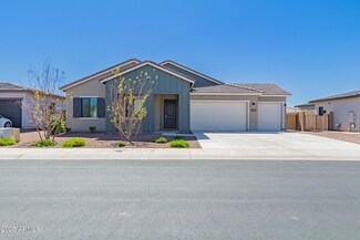 8025 W Gardenia Ave, Glendale, AZ 85303