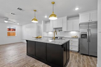 1910 SE 15th St, Mineral Wells, TX 76067
