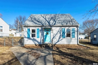 3413 Washington St, Davenport, IA 52806