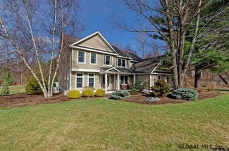 5 Martin Ct, Kinderhook, NY 12106