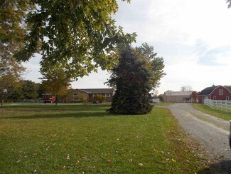 63200 Beech Rd, Wakarusa, IN 46573