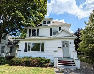 212 State St, Batavia, NY 14020