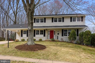 3816 Whitman Rd, Annandale, VA 22003