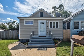 18 Taylor Ave, North Middletown, NJ 07748