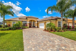 3365 Chestnut Grove Dr, Alva, FL 33920