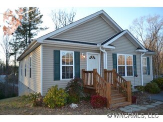 918 Gleason Dr, Arden, NC 28704