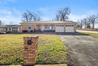 3015 Wiliamsburg Dr, Tyler, TX 75701