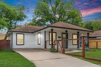 1318 Dawson St, San Antonio, TX 78202
