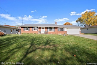 1108 Trotwood Ln, Flint, MI 48507