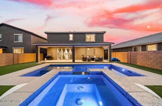 10099 S Rolling Water Dr, Vail, AZ 85641