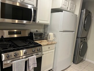 39 Broadway Unit 201, Malden, MA 02148