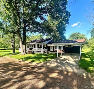 701 Alvarado Ave, Belle, MO 65013