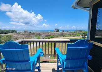 112 Oneal Dr, Ocracoke, NC 27960