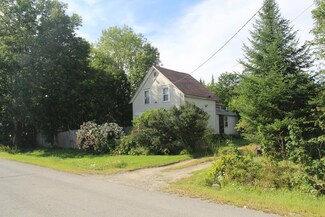 13 Eaton Corner Rd, Athens, ME 04912
