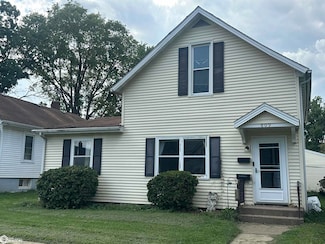 809 S Starr Ave, Burlington, IA 52601