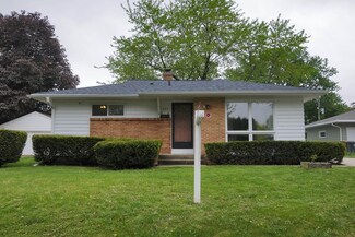 425 Presidential Ln, Madison, WI 53711