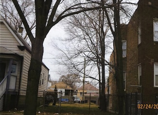 7824 S Kimbark Ave, Chicago, IL 60619