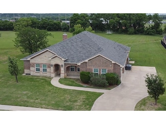 1614 Pebble Beach Ln, Cedar Hill, TX 75104