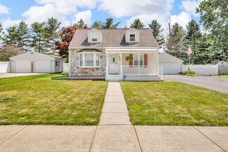 2309 Oxford Blvd, Jackson, MI 49202