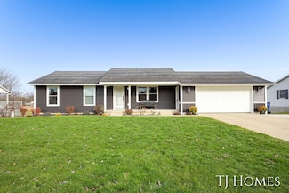 4351 Hickory View Ct, Wayland, MI 49348