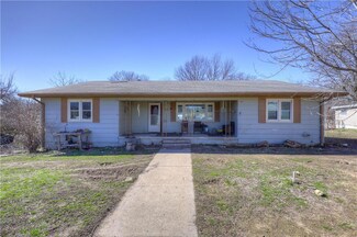 1918 Joplin St, Galena, KS 66739