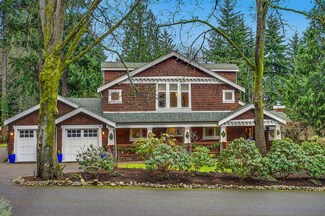 10517 SE 28th St, Beaux Arts, WA 98004