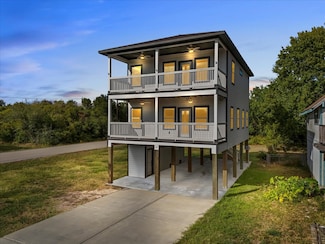 101 Grove St, La Porte, TX 77571