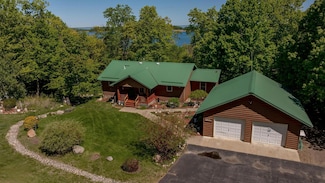 2064 W View Dr NW, Walker, MN 56484