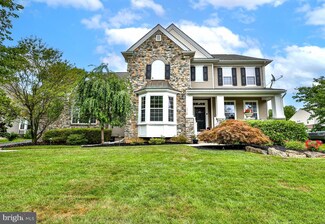 875 Ramblewood Dr, Easton, PA 18040
