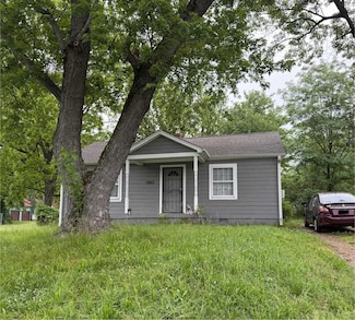 3982 Overton Crossing St, Memphis, TN 38127