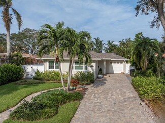 1212 Brightwaters Blvd NE, Saint Petersburg, FL 33704