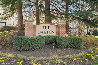10013 Oakton Terrace Rd, Oakton, VA 22124