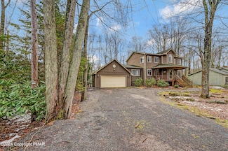 275 Tanglewood Dr, Pocono Pines, PA 18350