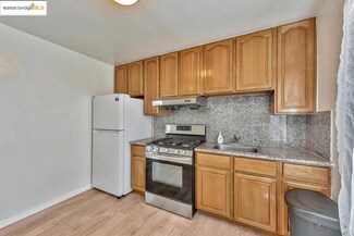 1715 9th Ave Unit C, Oakland, CA 94606