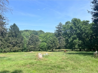 2134 Claridge Elliott Rd, Claridge, PA 15623