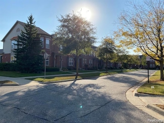 49691 Courtyard Ln Unit 55, Canton, MI 48188