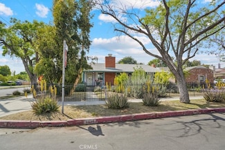 7001 Lasaine Ave, Van Nuys, CA 91406