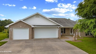 397 Terry Point Rd, Dandridge, TN 37725